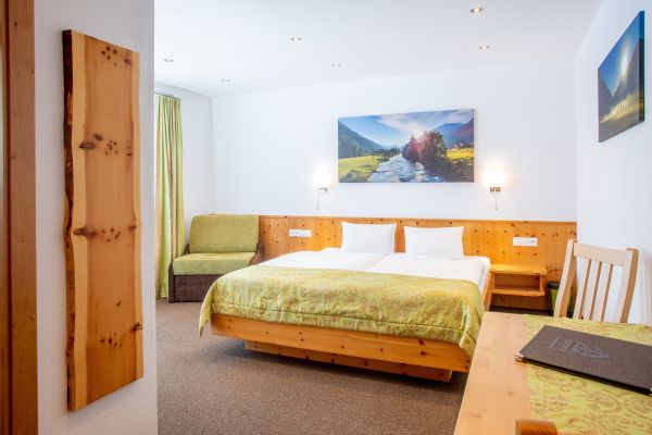 Privathotel Garni OLYMPIA (Sankt Jakob in Defereggen)